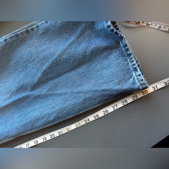 Levi’s Low Loose Premium Denim- 31 - Picture 9 of 11